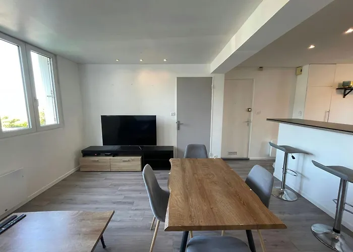 Апартаменти Levasion De - Pres Du Tram - 5 Voyageurs Брест