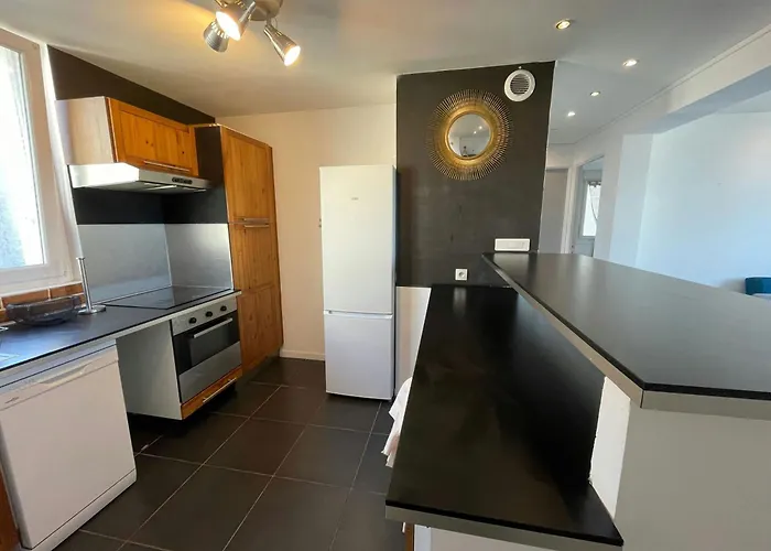 Levasion De - Pres Du Tram - 5 Voyageurs