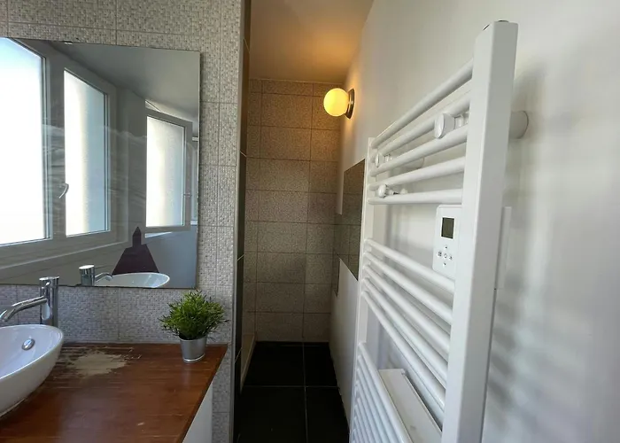 Levasion De - Pres Du Tram - 5 Voyageurs Апартаменти *